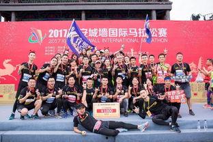 群众吃瓜拍照姿势,揭秘群众吃瓜拍照的趣味瞬间